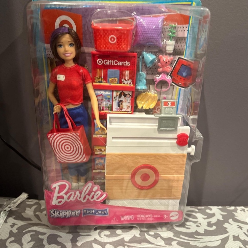 Barbie Skipper Target Team Set with Pink and Blue Outfit